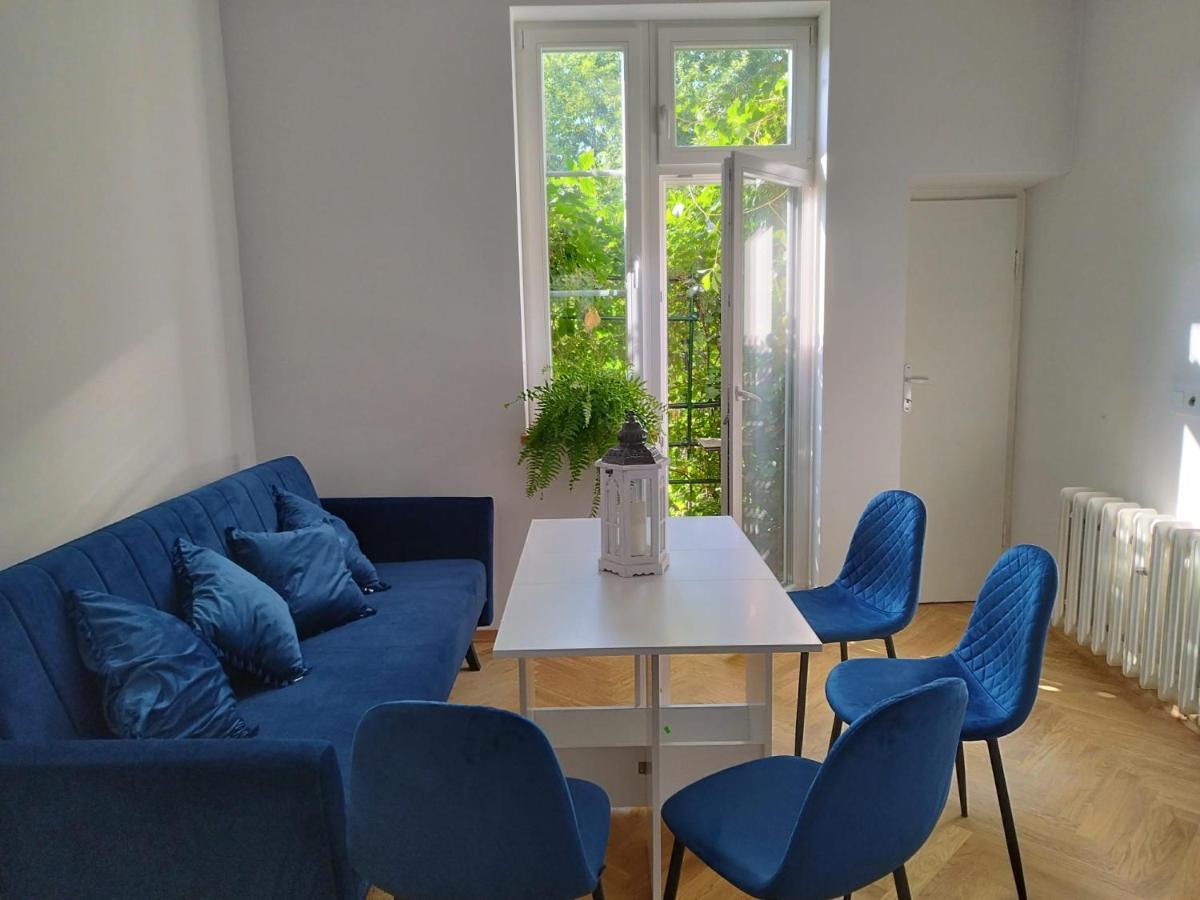 Urban Nest Brodowicza 14 Appartement